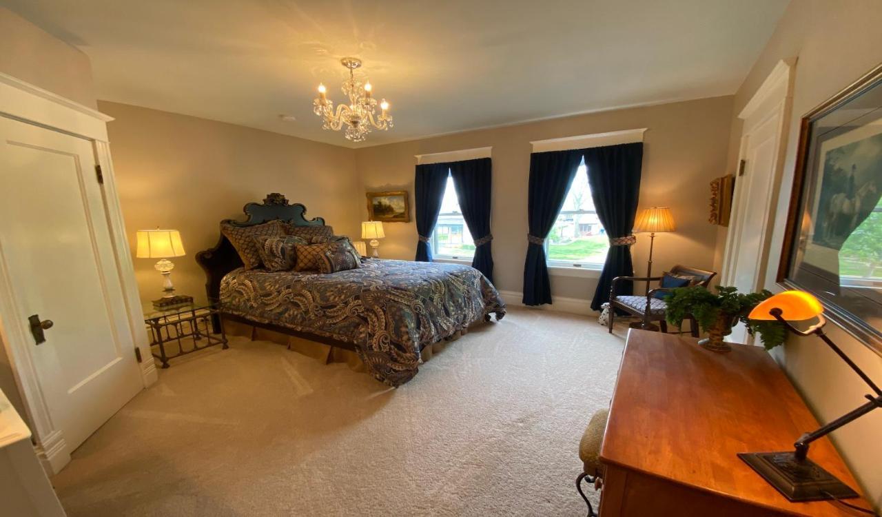 Breese Inn エクステリア 写真