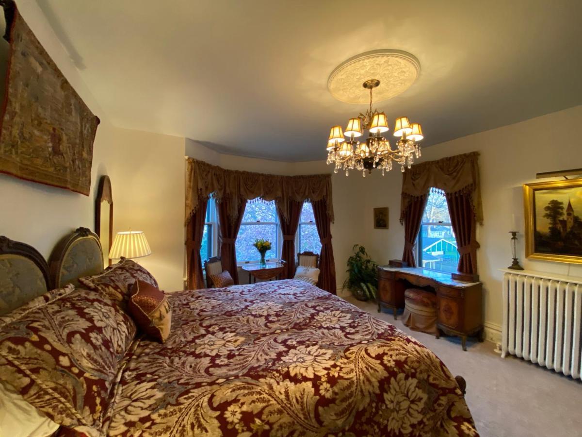 Breese Inn エクステリア 写真